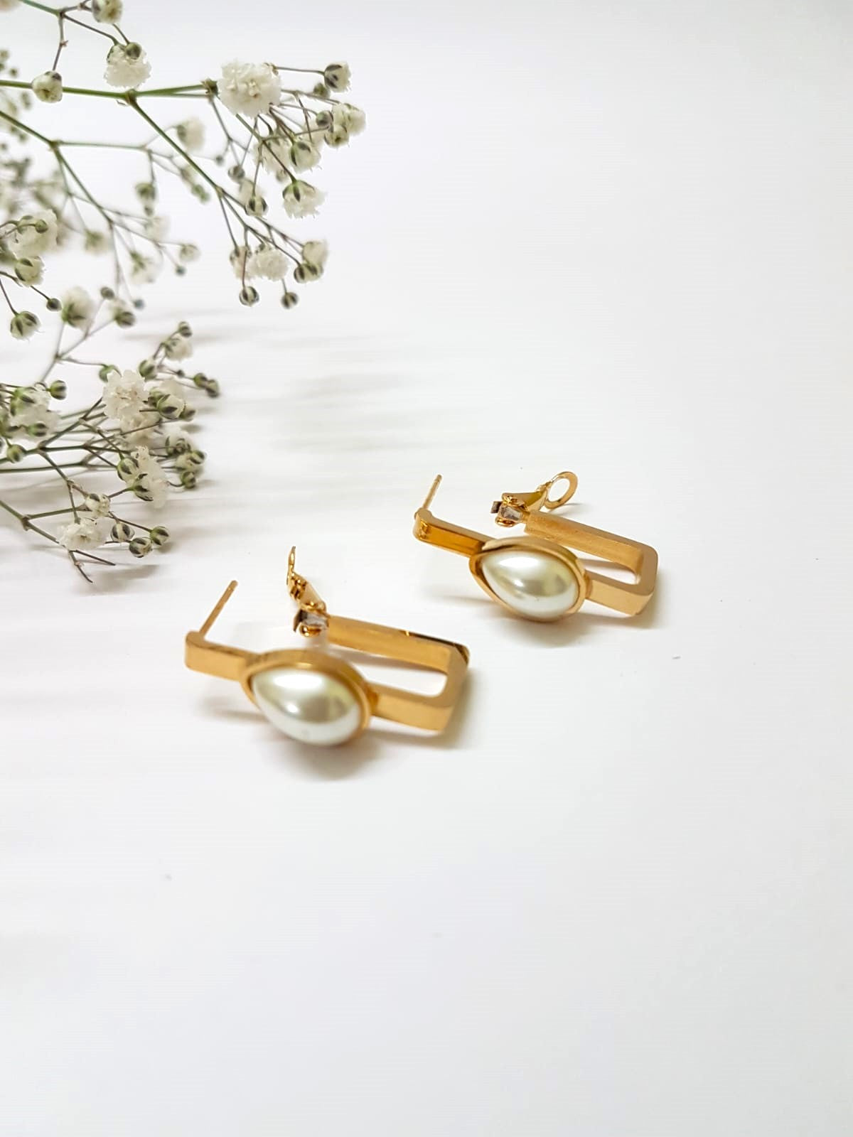 Oblong Dew Drop Earrings