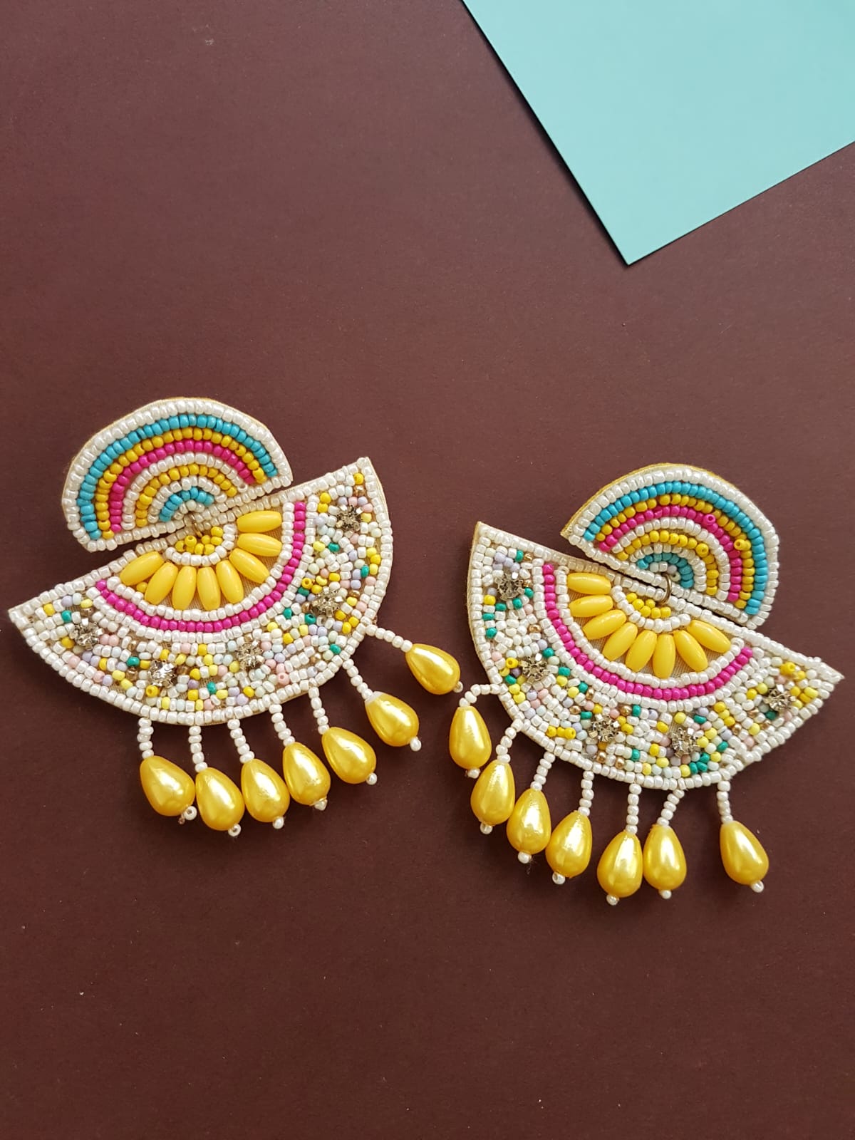 Hello Sunshine Drop Earrings