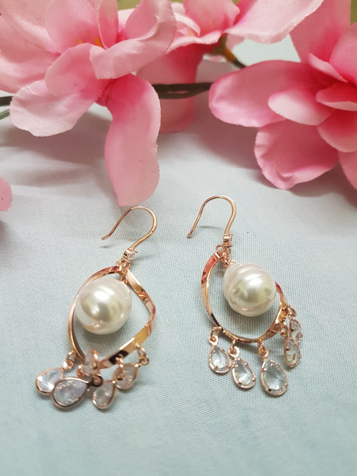 Royal Pearl Dangle Drops