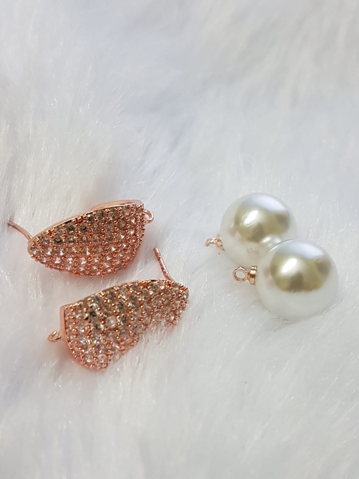 Studded Leaf Pearl Drops