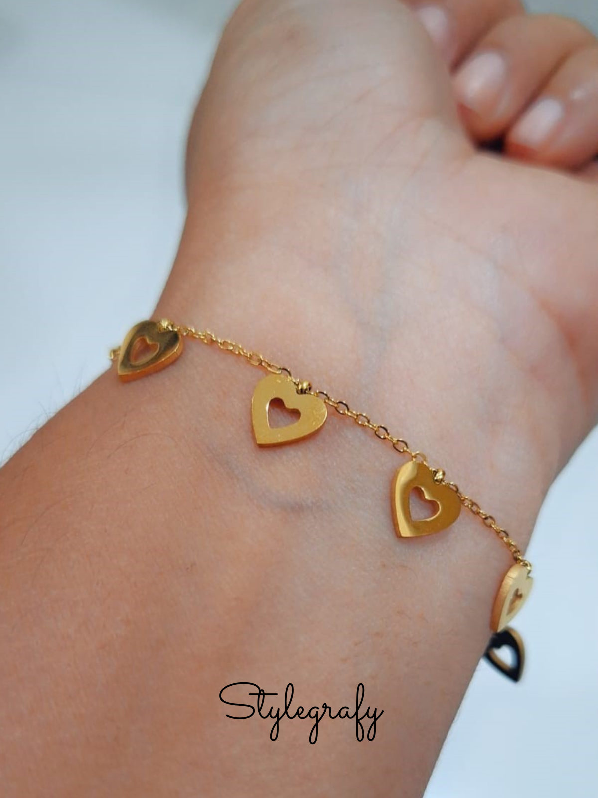 Golden Hearts Bracelet